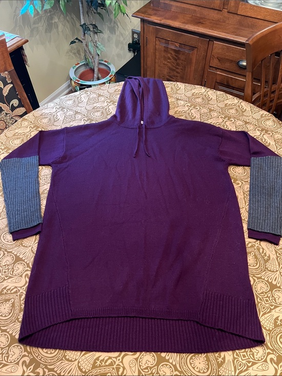 Athleta Tops - Athleta Purple Hooded Tunic Sweater with Gray Sleeve Panels